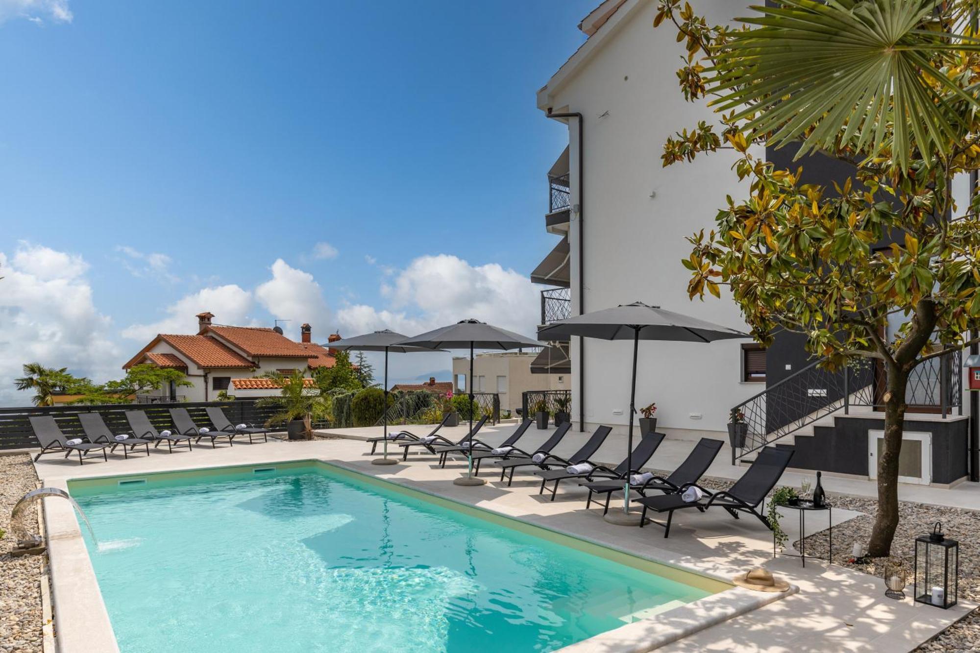 Villa Adriatic, Apartment Rebecca With Heated Swimming Pool, Sew View, Childrens Playground Ičići エクステリア 写真